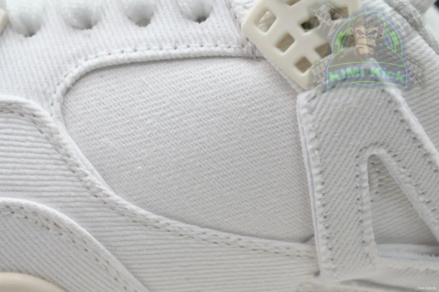 4 Air tag) white levis (levis Jordan Kimikick Jordan 0327